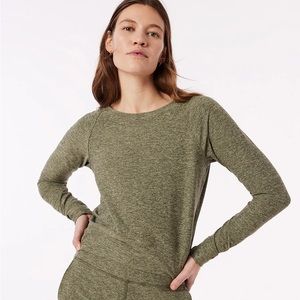 Outdoor Voices All Day Shrunken Crew - Large